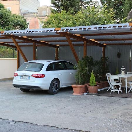 Domus Decclesiis Bed and Breakfast Gravina in Puglia Eksteriør billede